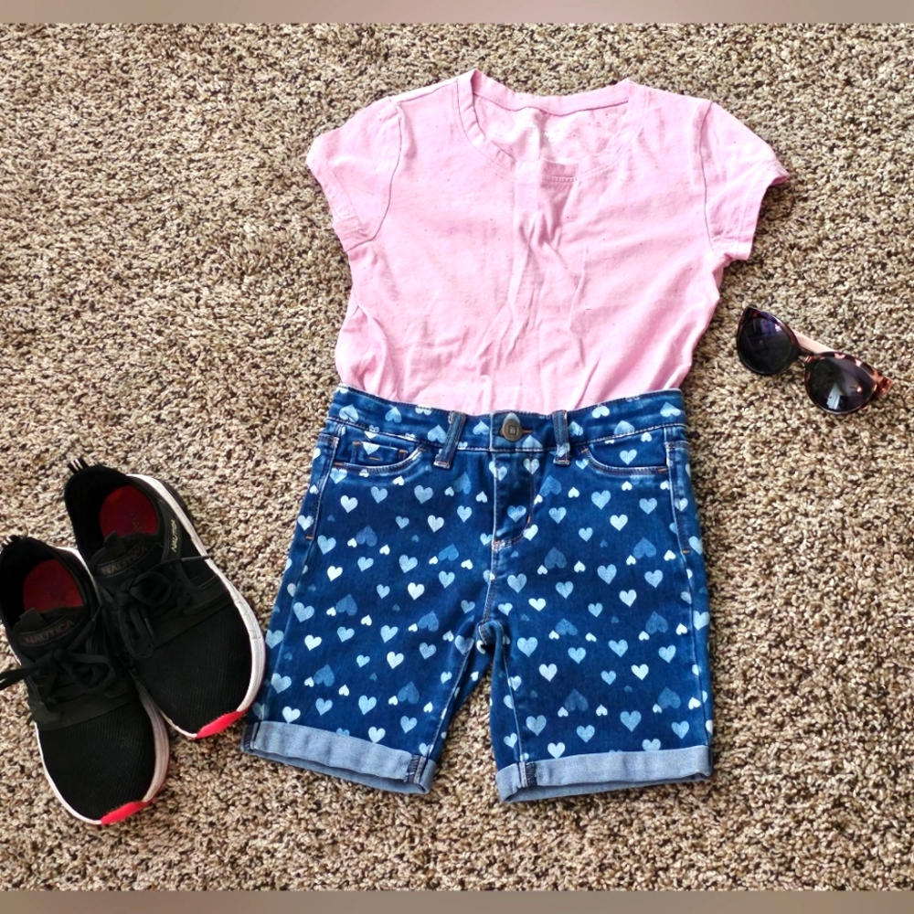 Tractor jeans Shorts size 6 for girls with heart print